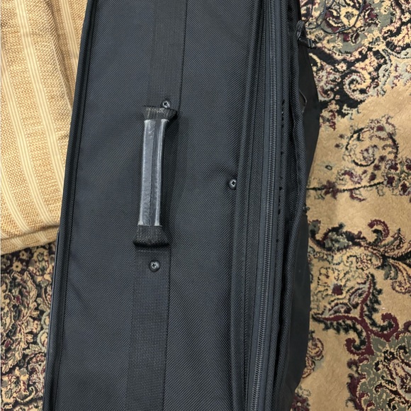 Tumi Carryon - Picture 9 of 12